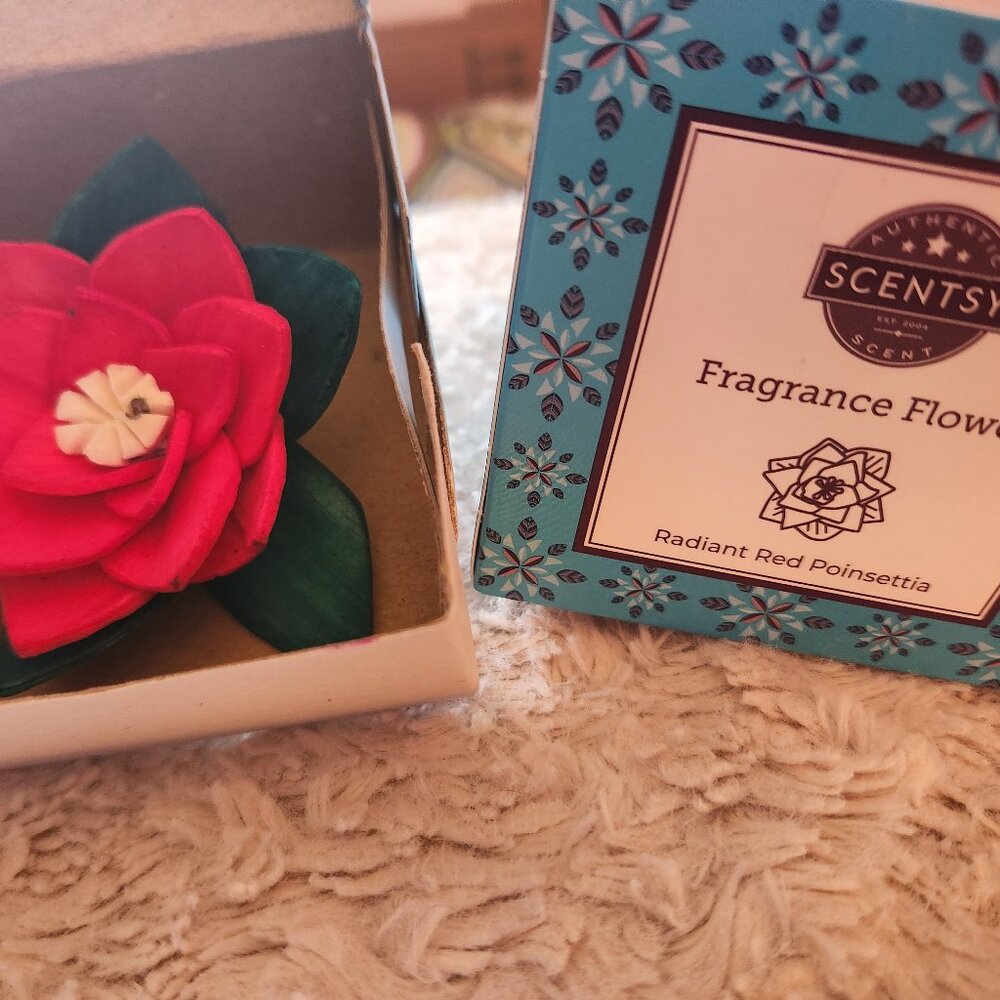 Poinsettia Fragrance Flower For Scentsy Oil